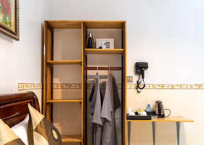 855 Homestay