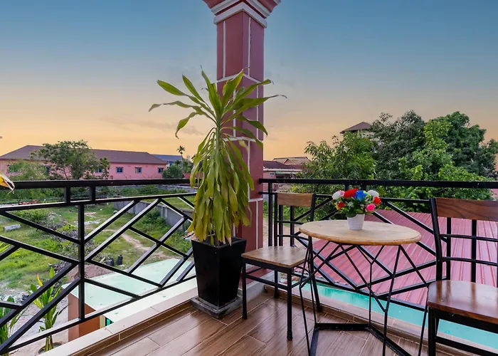 855 Homestay